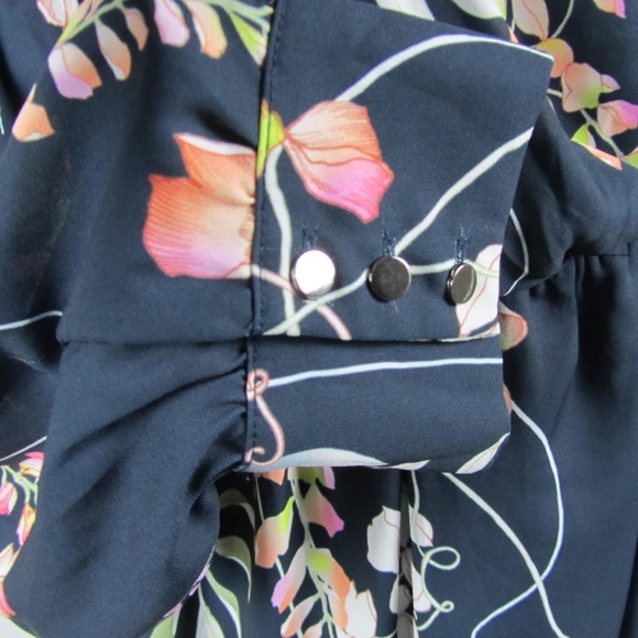 City Chic Dress Cold Shoulder Blue Floral Size 18W - Picture 7 of 8